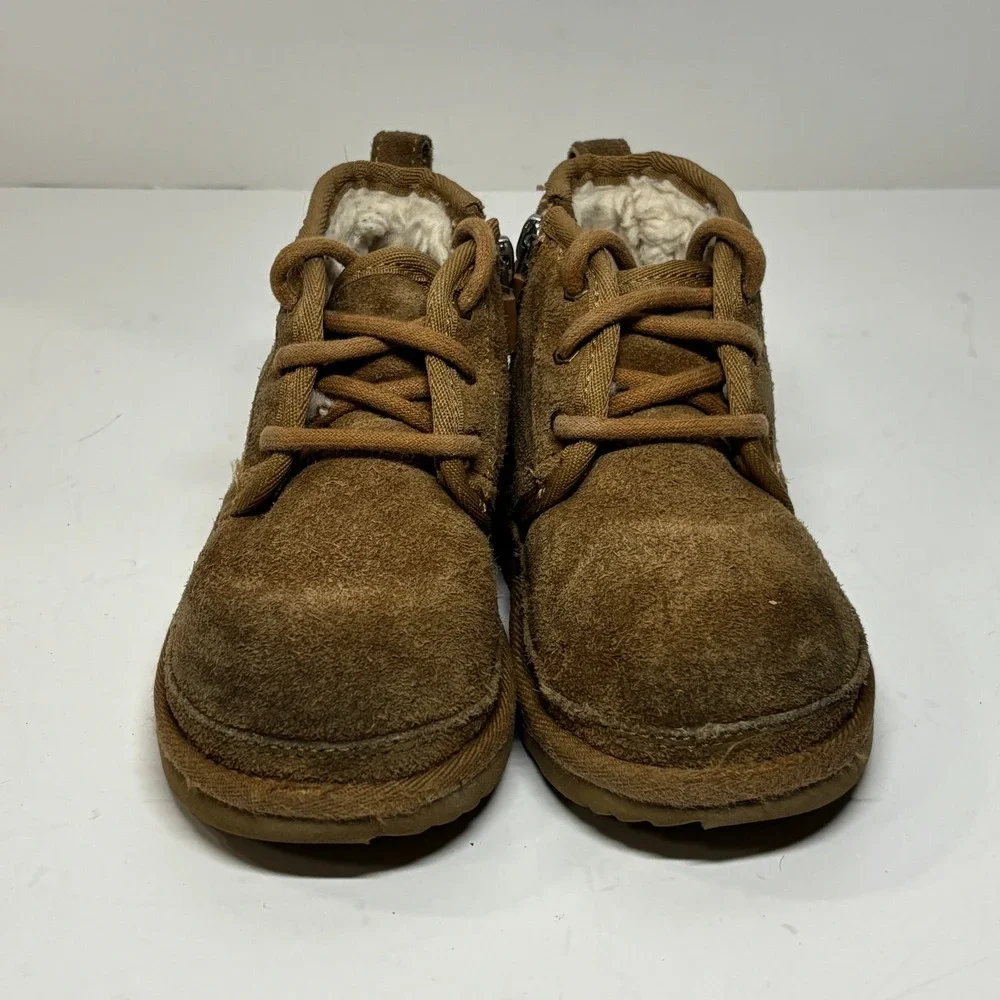 UGG Neumel II Kids Toddler Size‎ 9 Chestnut Suede Lace Up Zipper Boots 1017320T